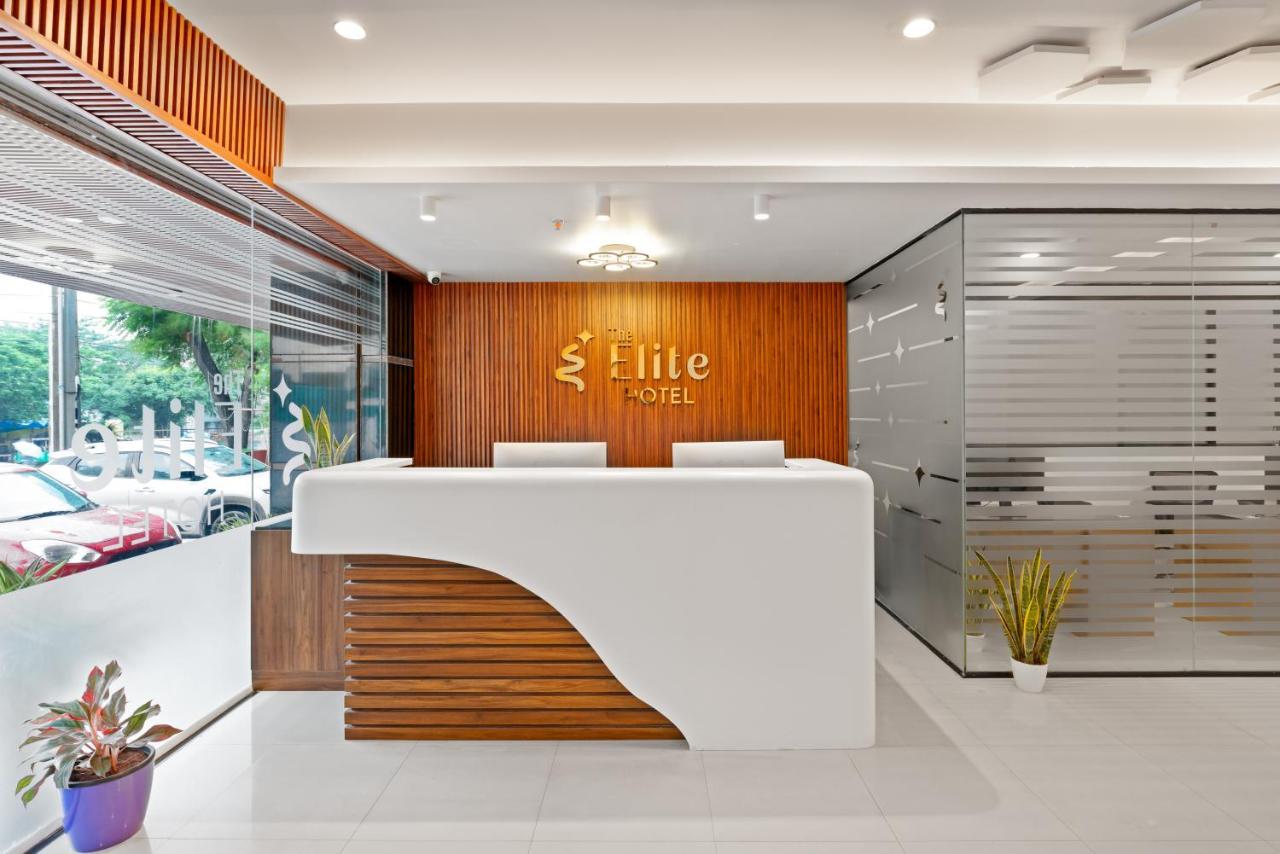 The Elite Hotel Hyderabad Exterior foto