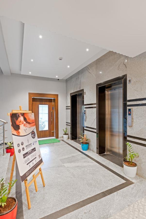 The Elite Hotel Hyderabad Exterior foto
